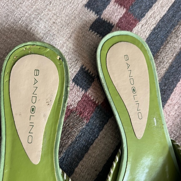 Bandolino size 8M slip on flat - Picture 4 of 9